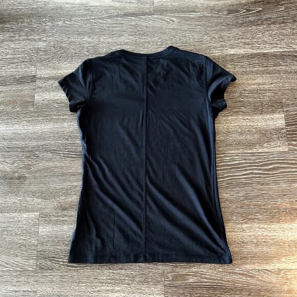EUC Babaton by Aritzia Black Crewneck Fitted Stretch Tee Shirt Size Small - Picture 10 of 13